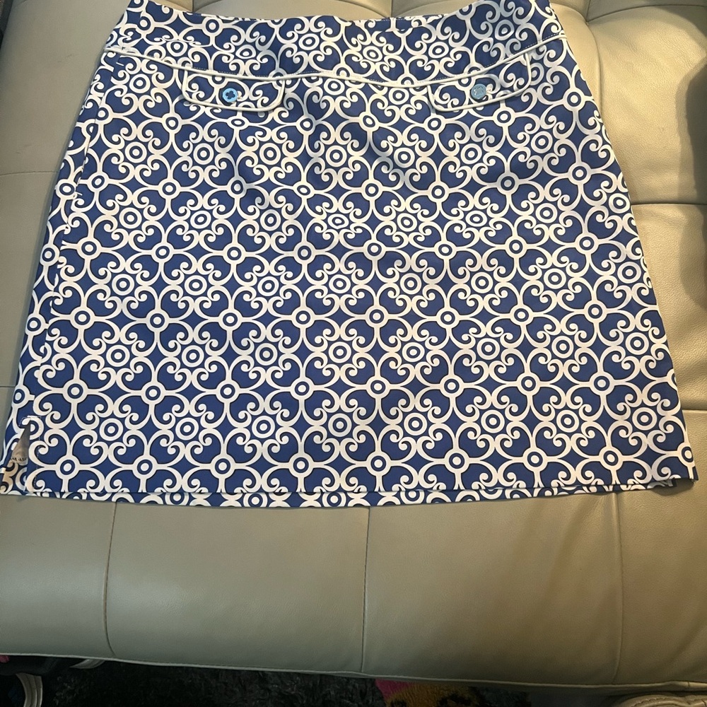 EP Pro women’s golf skirt in size 12.